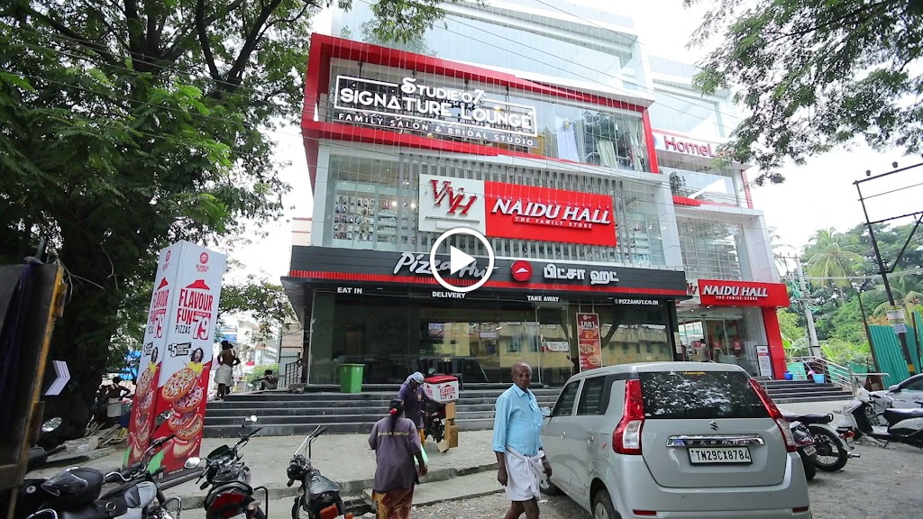 Studieo7 Signature Lounge Luxury Salon And Bridal Studio