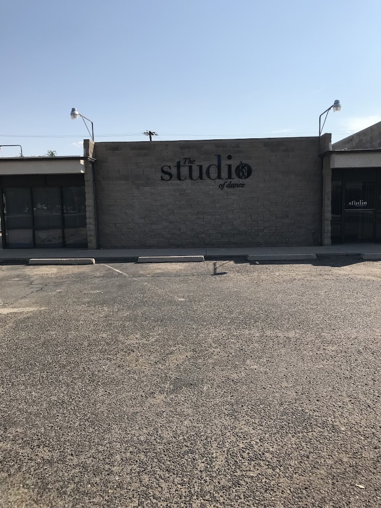  The Studio of Dance