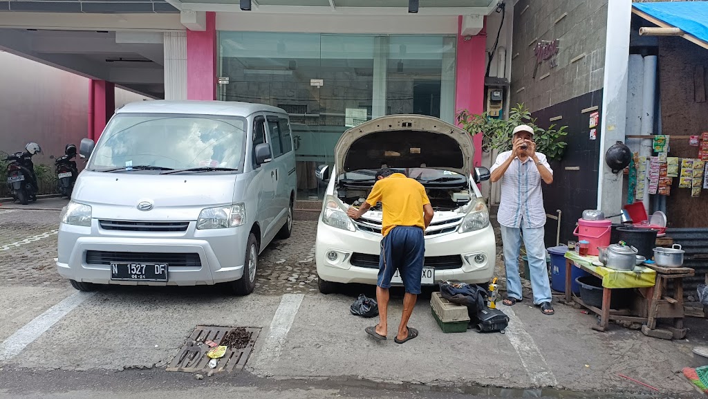 antok-bengkel mobil jogja