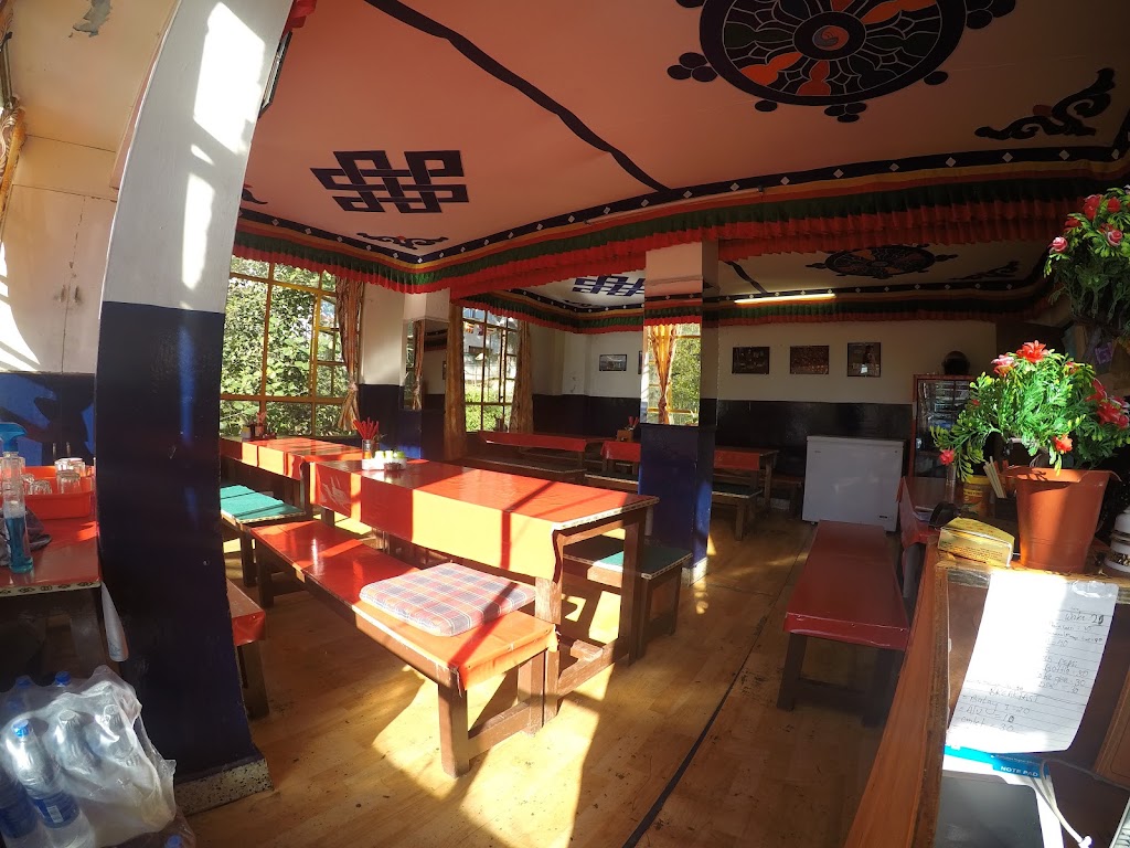 Khimtsang Food Court
