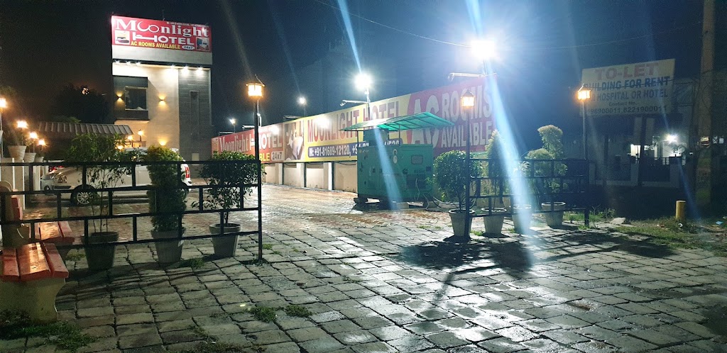 Moonlight Hotel