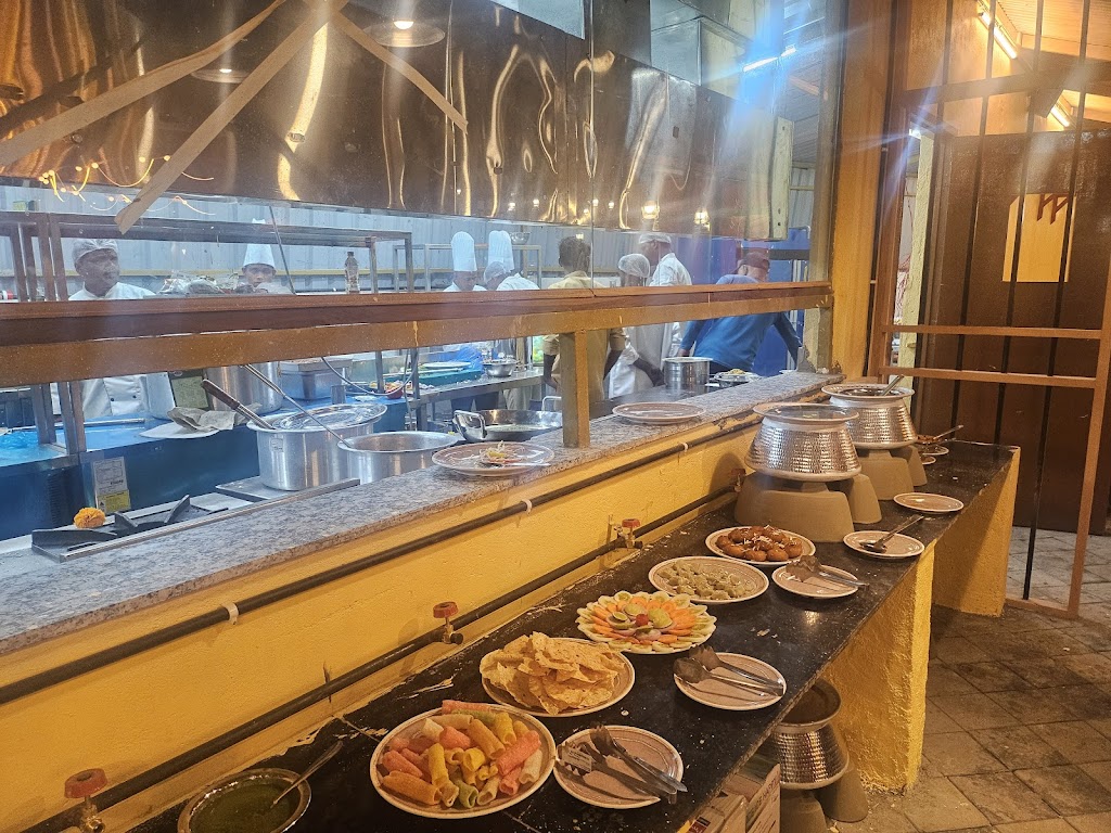 Village Restaurant India Ka Swaad