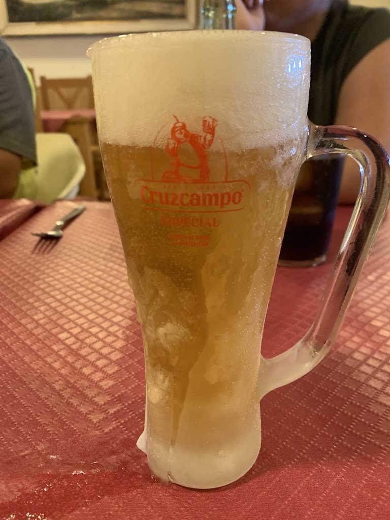 Bar La para — Comida y bebida