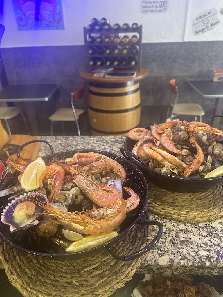 BAR RESTAURANT LA GALLEGA SALT — Comida y bebida