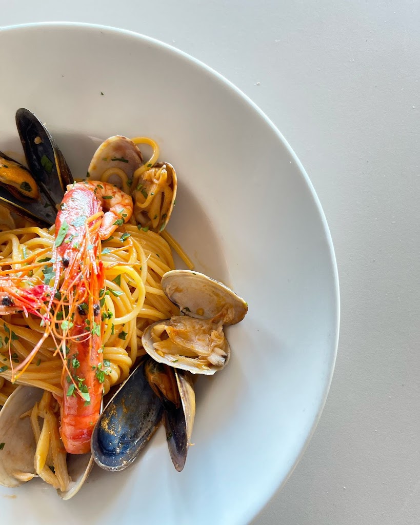 Pinocchio Ristorante Pizzeria — Comida y bebida
