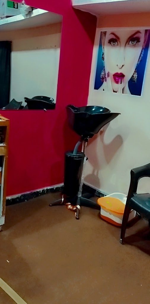 Adah Beauty Parlour