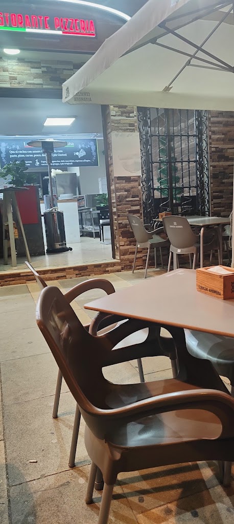 Ristorante Pizzeria da Mario 3 Almunecar — Ambiente