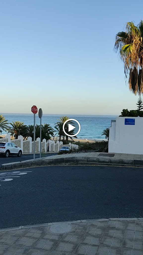 Rapa Nui SurfBar Fuerteventura — Videos