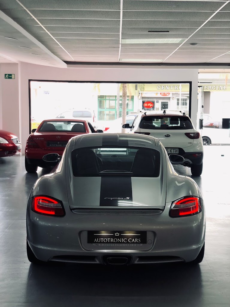 AUTOTRONIC CARS — Interior