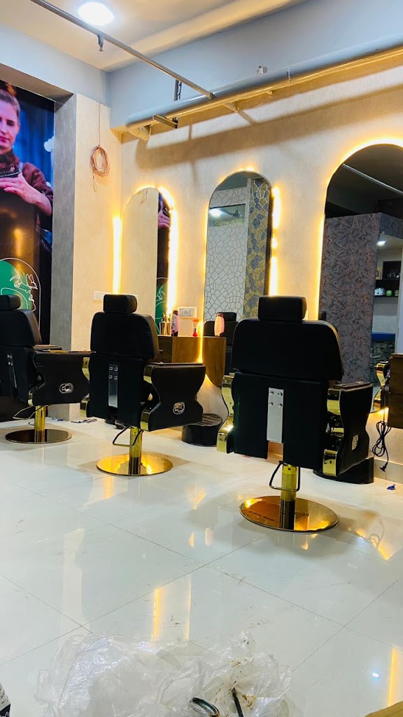 Adore Unisex Salon