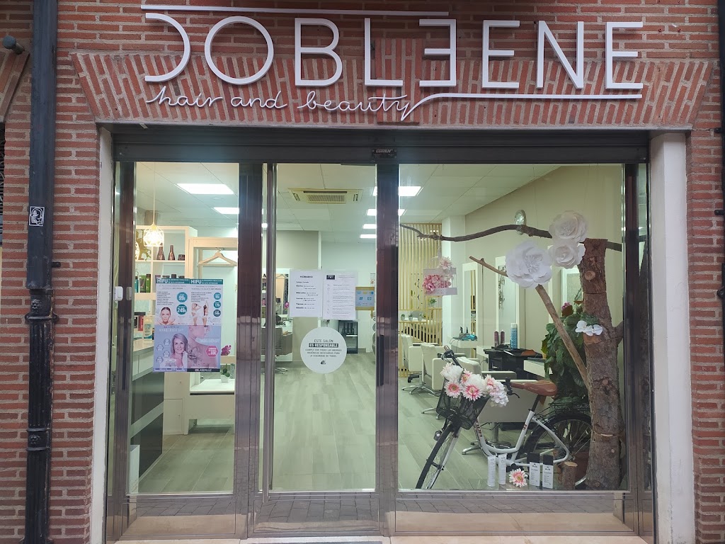 Doble Ene — Exterior