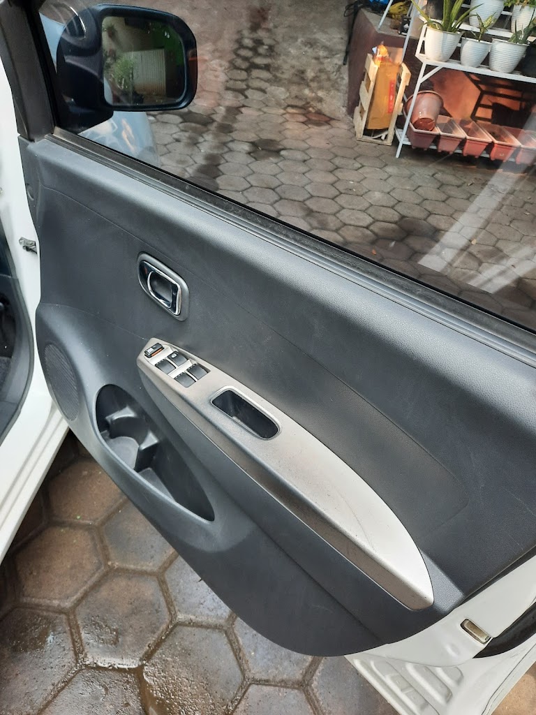 DIINOE VARIASI MOBIL