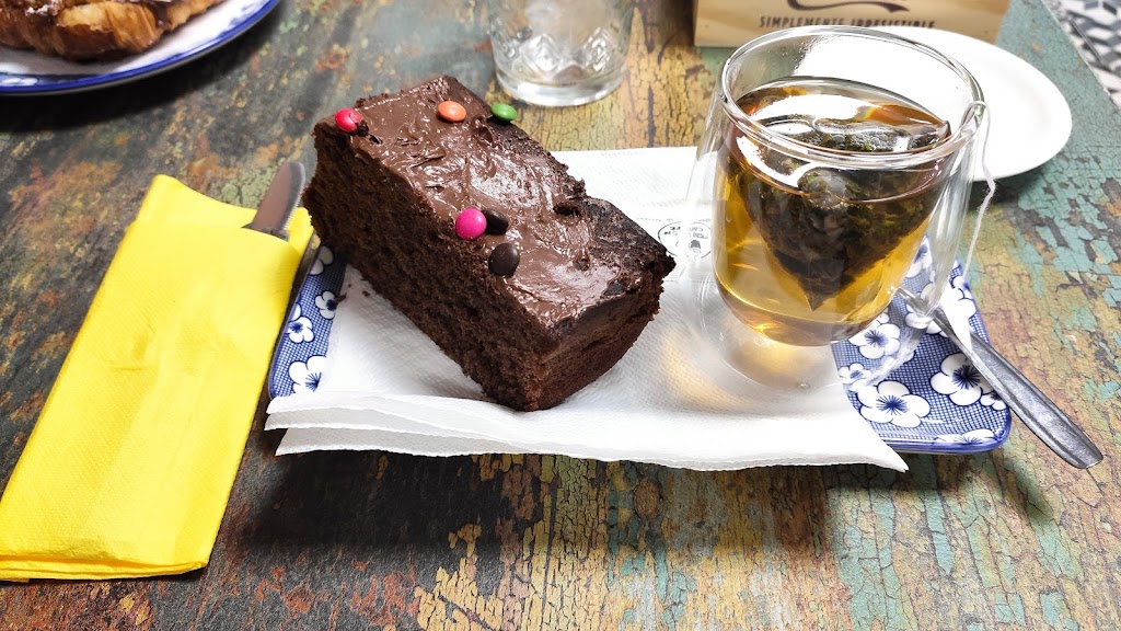 Fem un Cafe — Comida y bebida