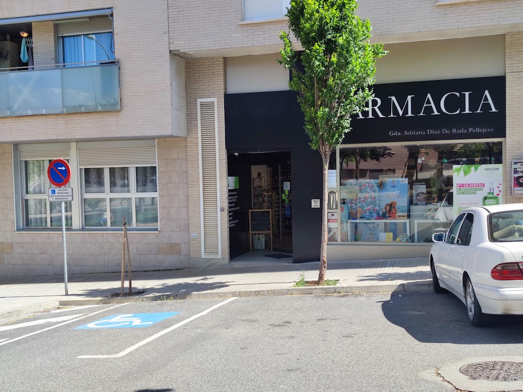 Farmacia Adriana Diaz De Rada — Del propietario