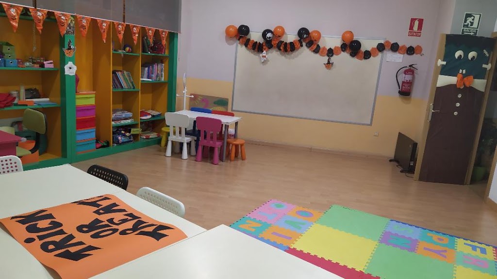 ACADEMIA MIRANDA. THE NEW KIDS CLUB OVIEDO — Del propietario