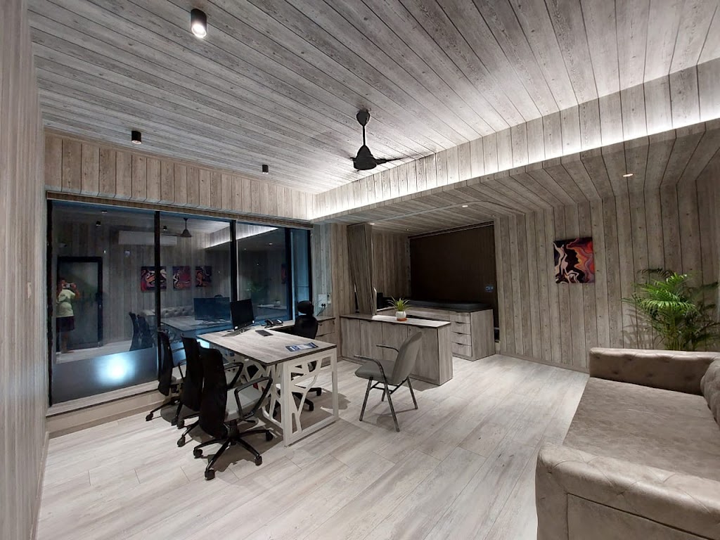 Dr. Dr Shamik Brahmbhatt Senior Heart Specialist Of Maninagar Since 21 Years