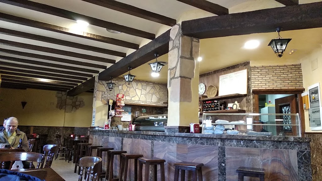 Bar Asador Julio — Ambiente