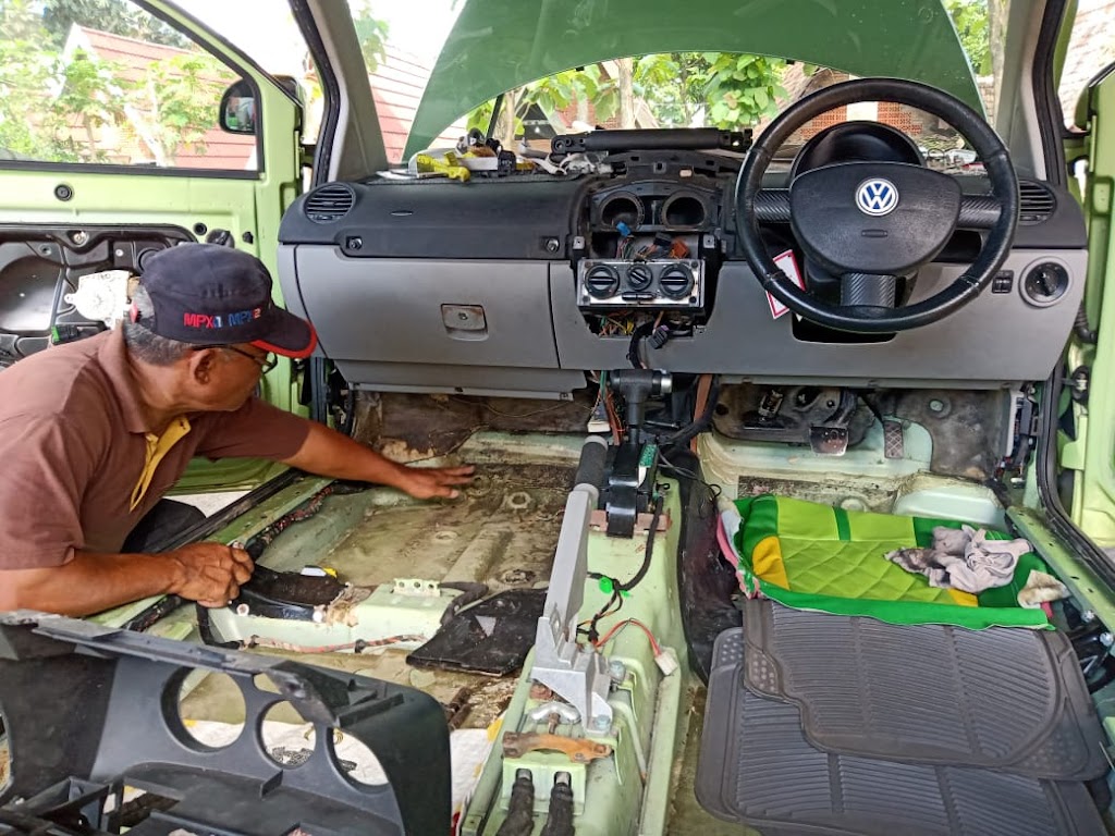 Bengkel Mobil Gondanglegi Jaya