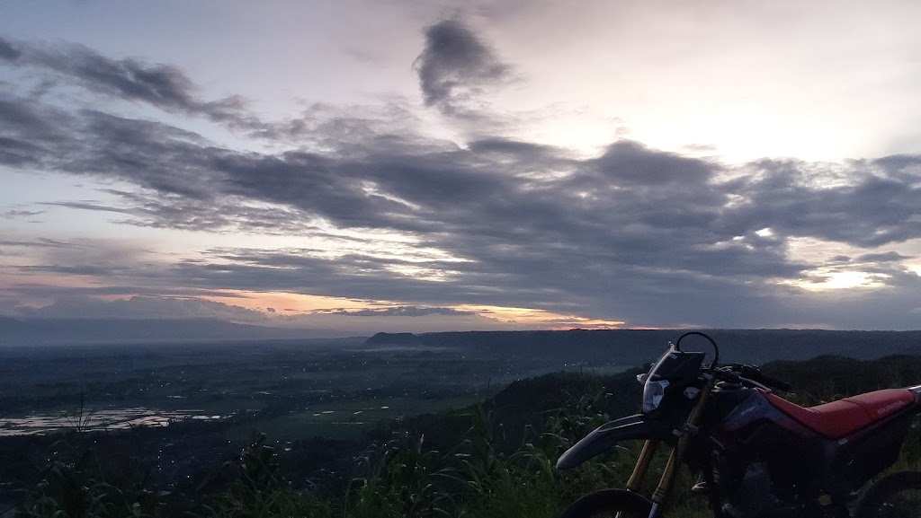 Camping Ground Puncak Jowin