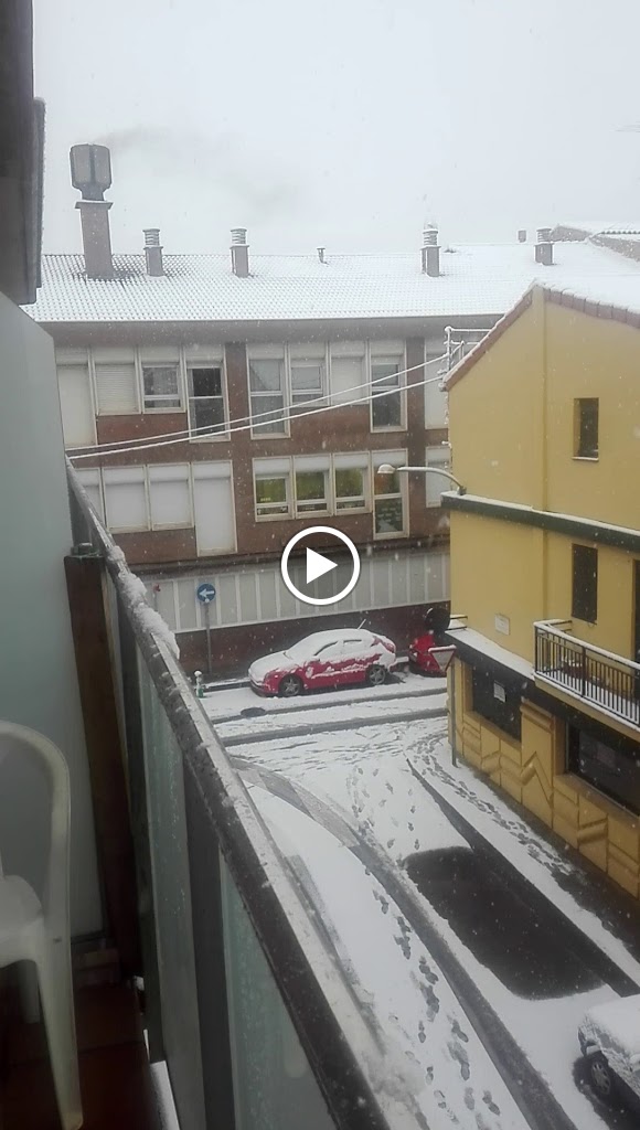 Bar Bages — Videos