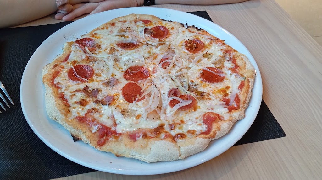 Restaurante La Versilia — Comida y bebida