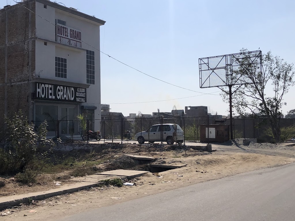 Hotel Grand Malout