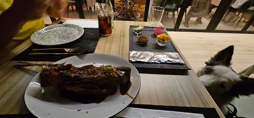 La Movhida — Comida y bebida