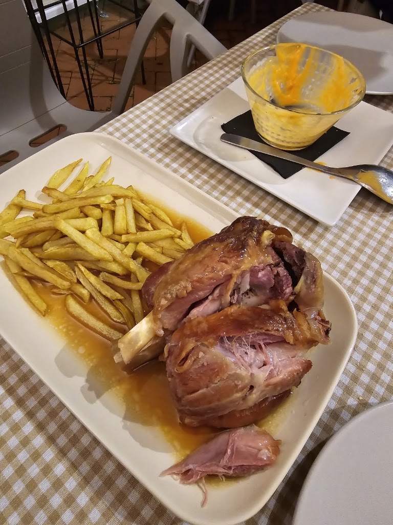 TOMA QUE TOMA Bar Restaurante — Mas recientes