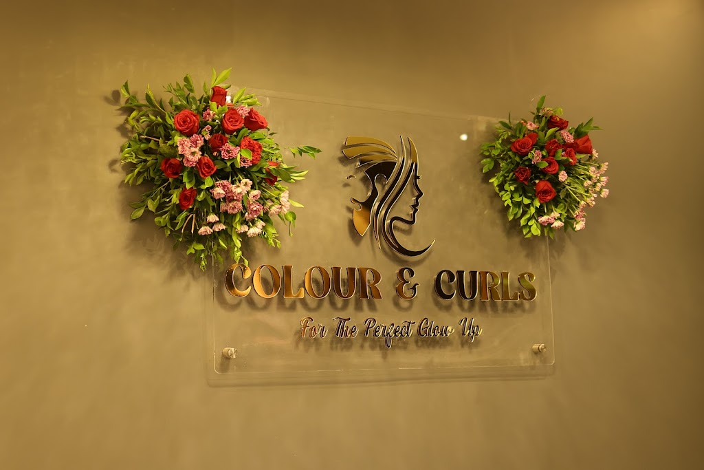 Colour Curls Unisex Saloon
