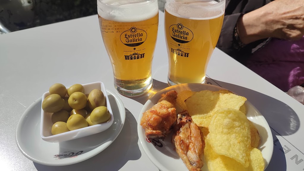Piano Bar — Comida y bebida