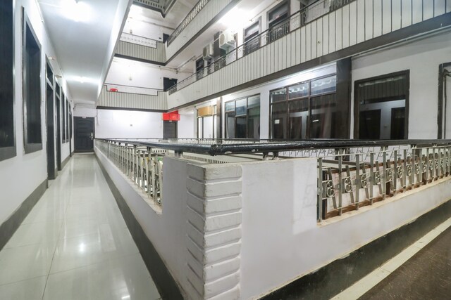 Oyo 43850 Hotel Mn Galaxy