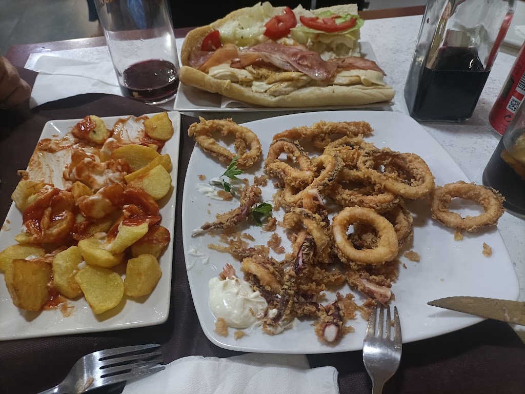 Bar Miracle — Comida y bebida