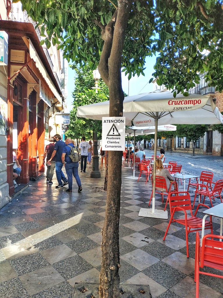 Bar La Moderna — Ambiente
