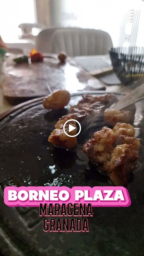 Restaurante Borneo Plaza. "Cocina de producto". — Videos