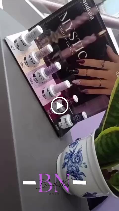 Brunette Nails — Del propietario