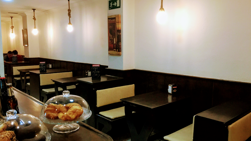 Mullen Bar — Ambiente