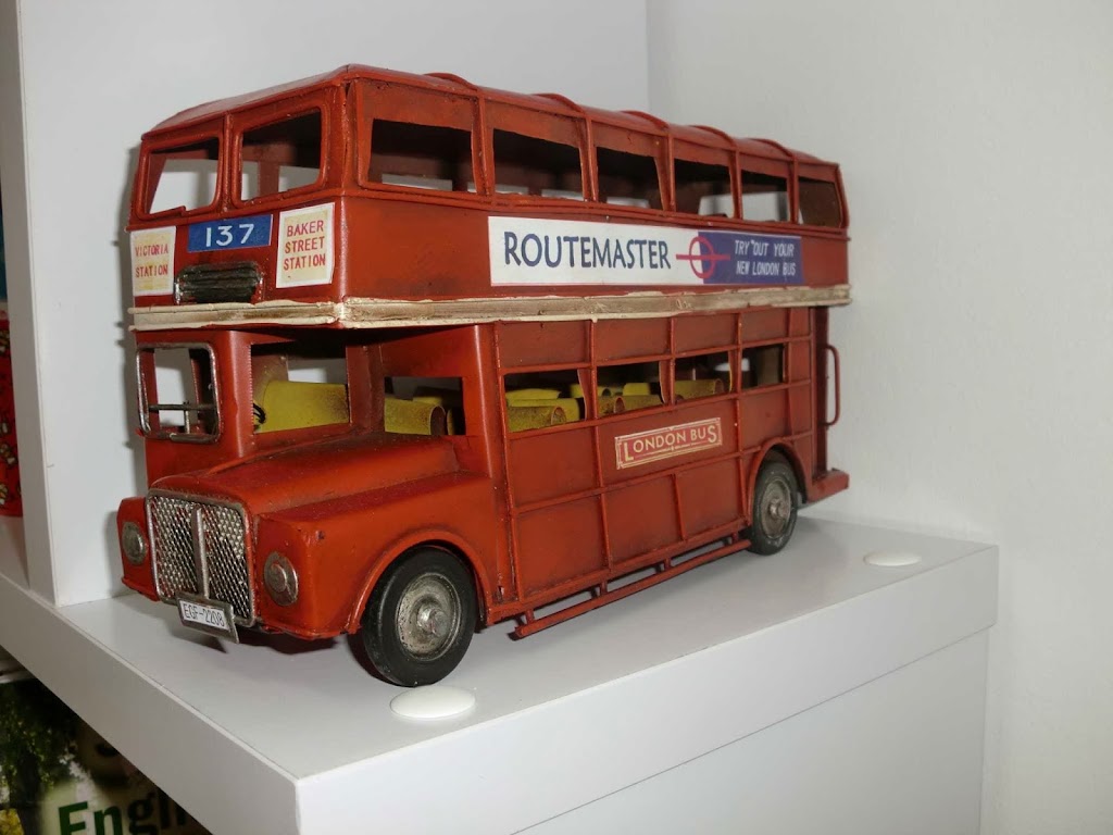 Academia Red Bus - Aurora Tomas — Del propietario