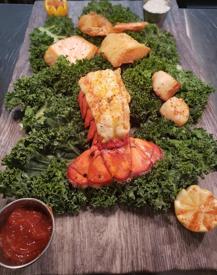  The Broken Spur Steak and Seafood