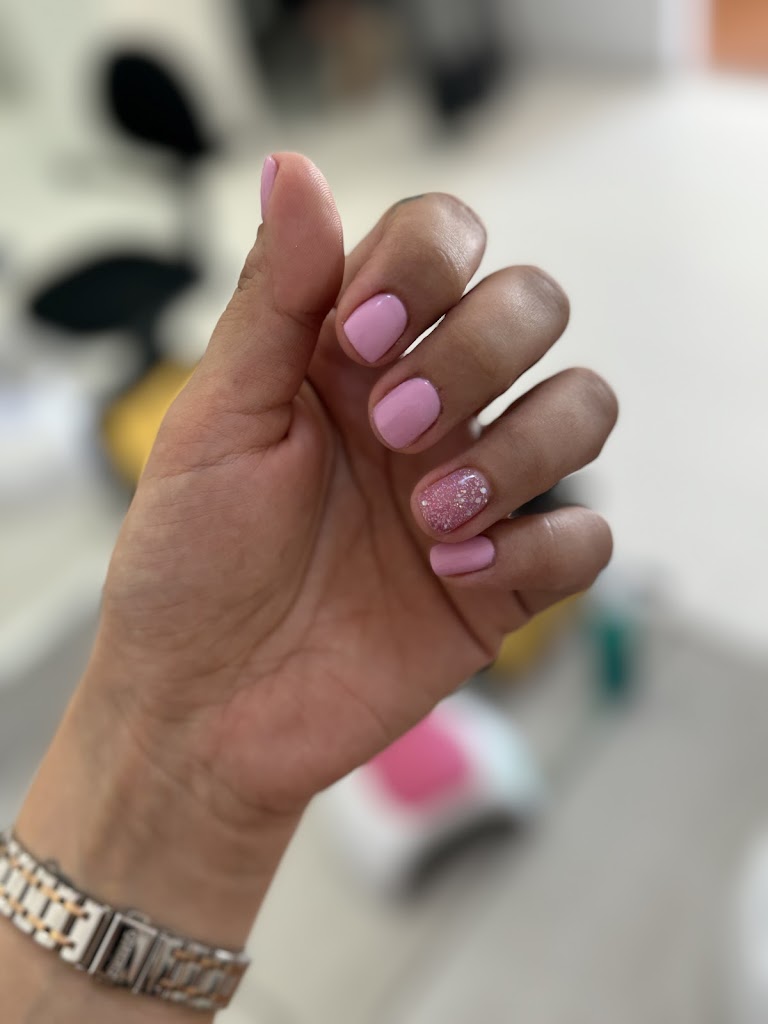 Happy Nails Beauty Salon