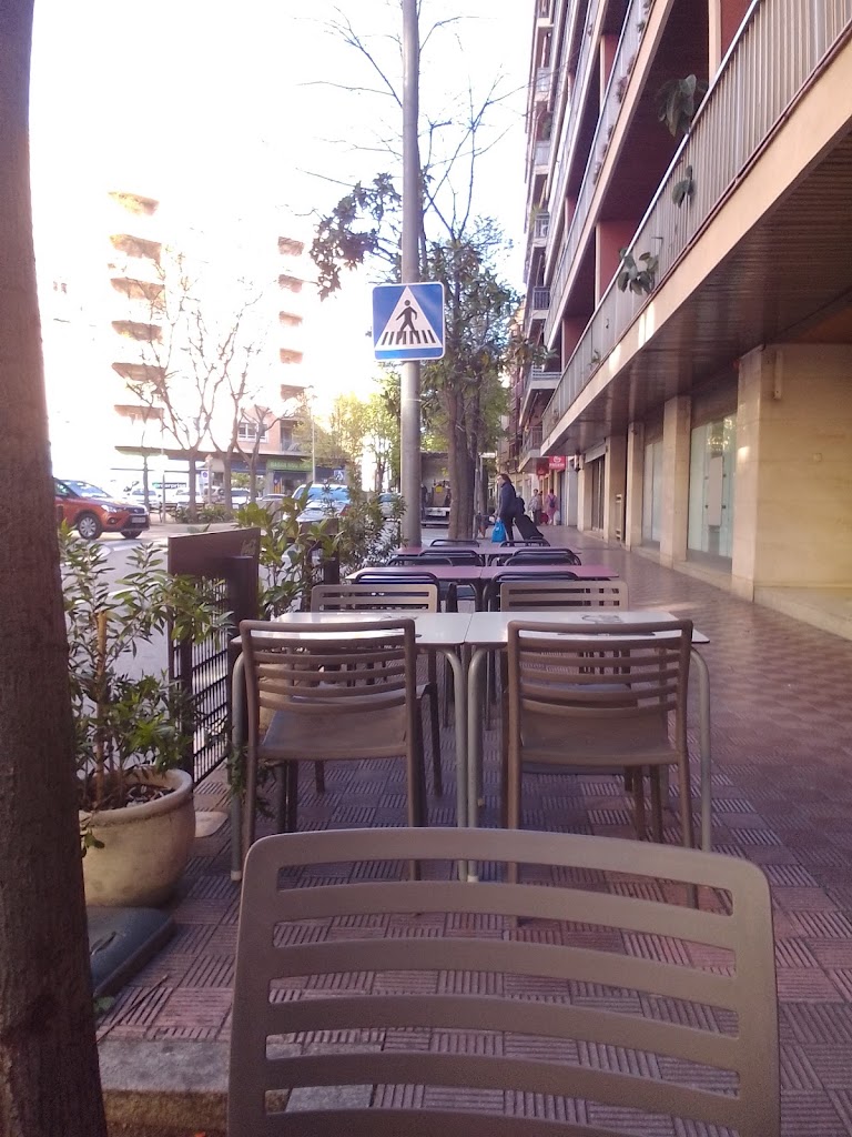 173 Cafe — Ambiente