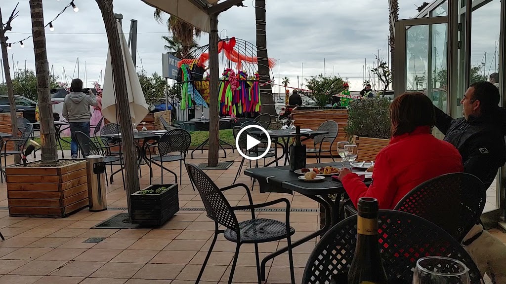 Casa Gallega Sitges — Videos