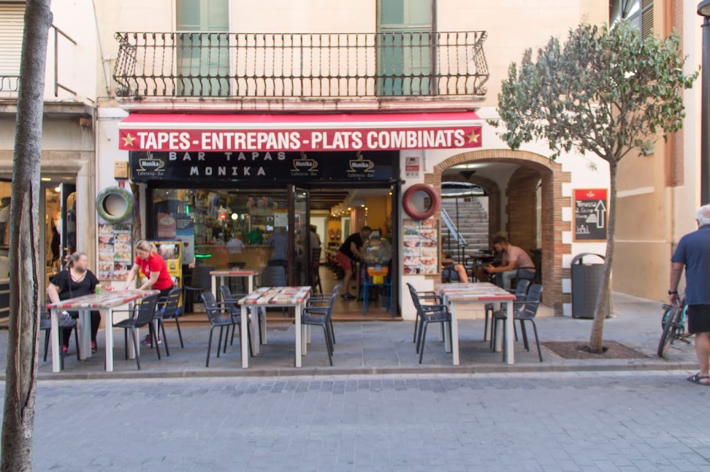 Cafeteria Bar Monika