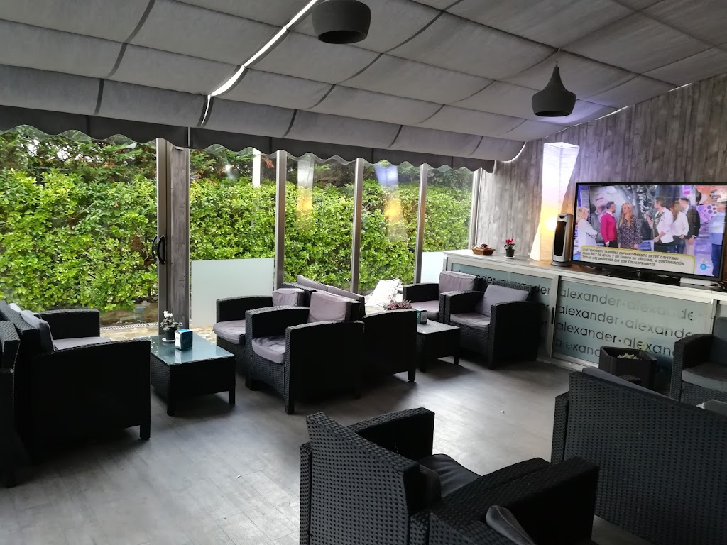 Bar Cafeteria Alexander — Ambiente