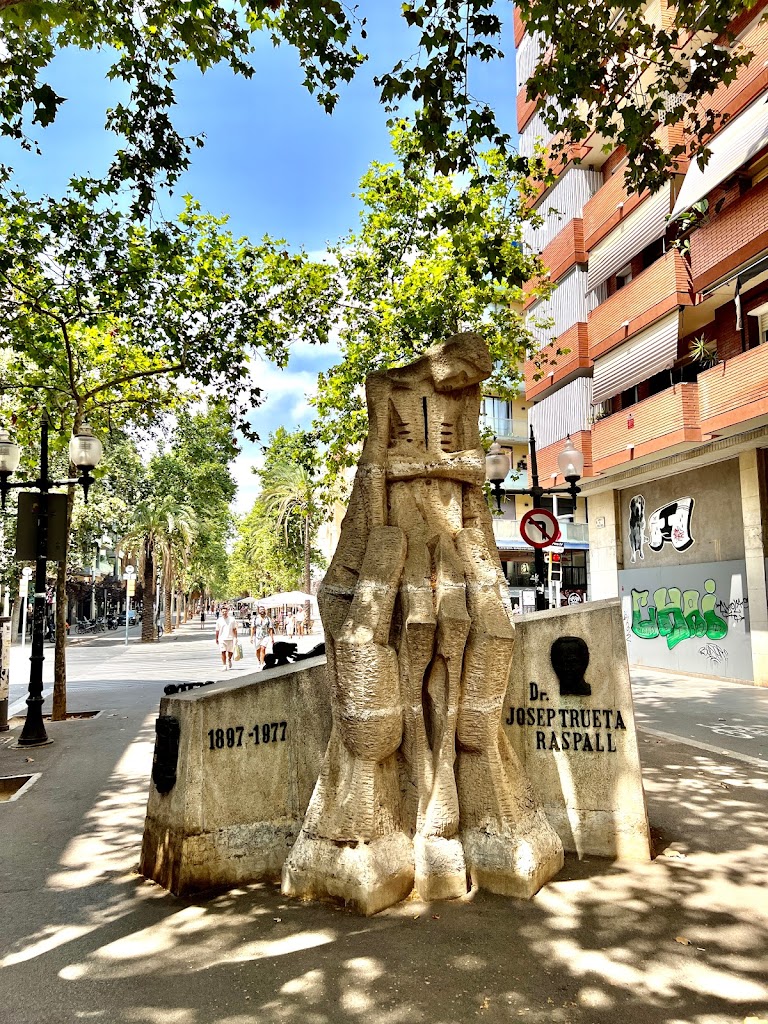 Monumento a Josep Trueta