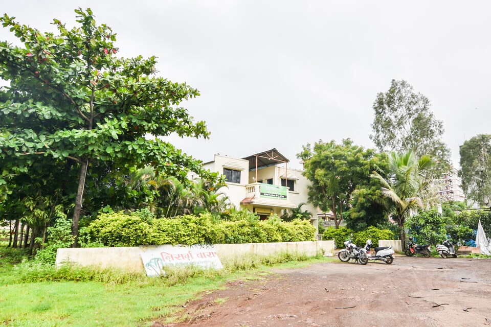 Spot On 45562 Hotel Nisargwara