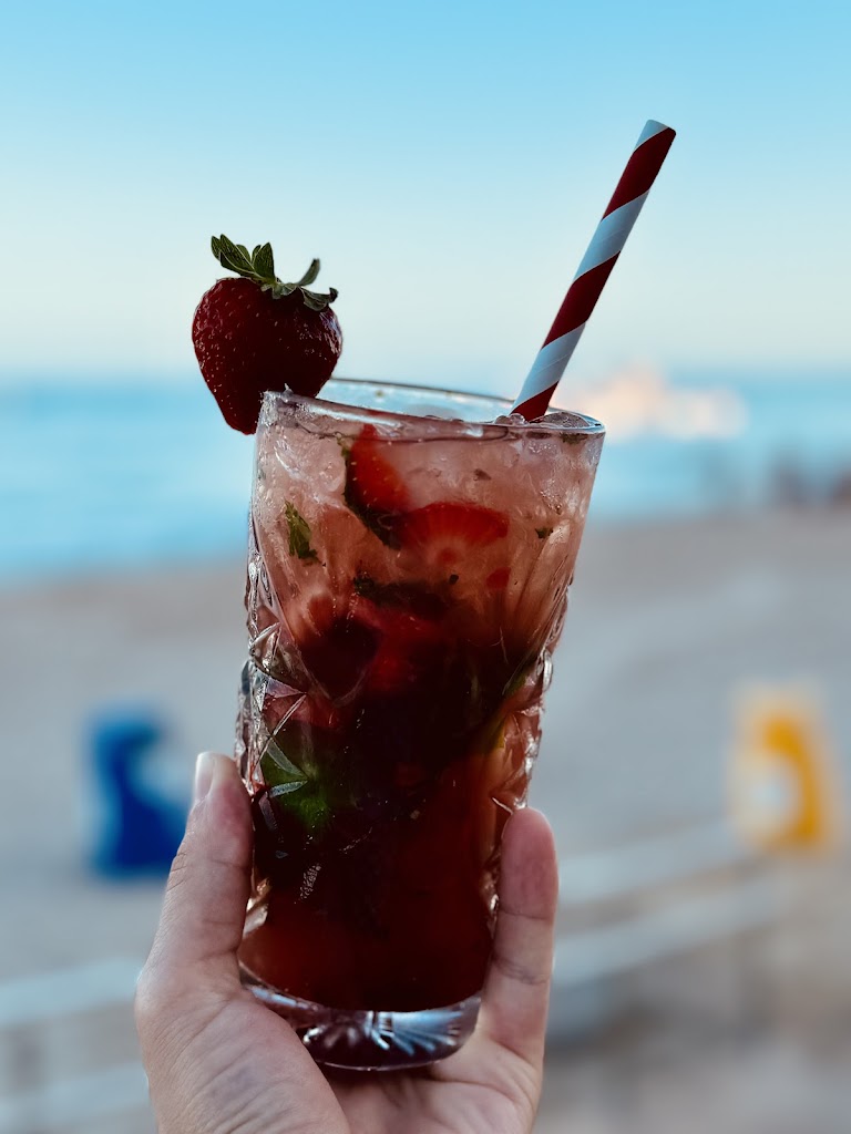 Tropical — Comida y bebida