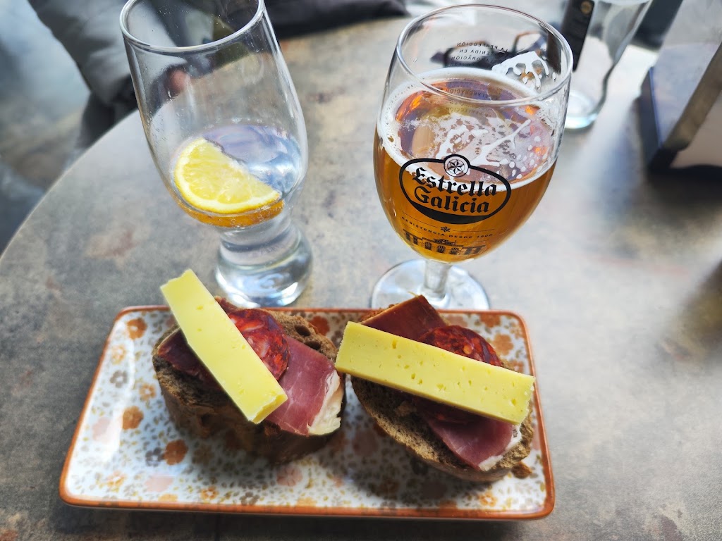 Cafe Bar El Parreiro — Mas recientes