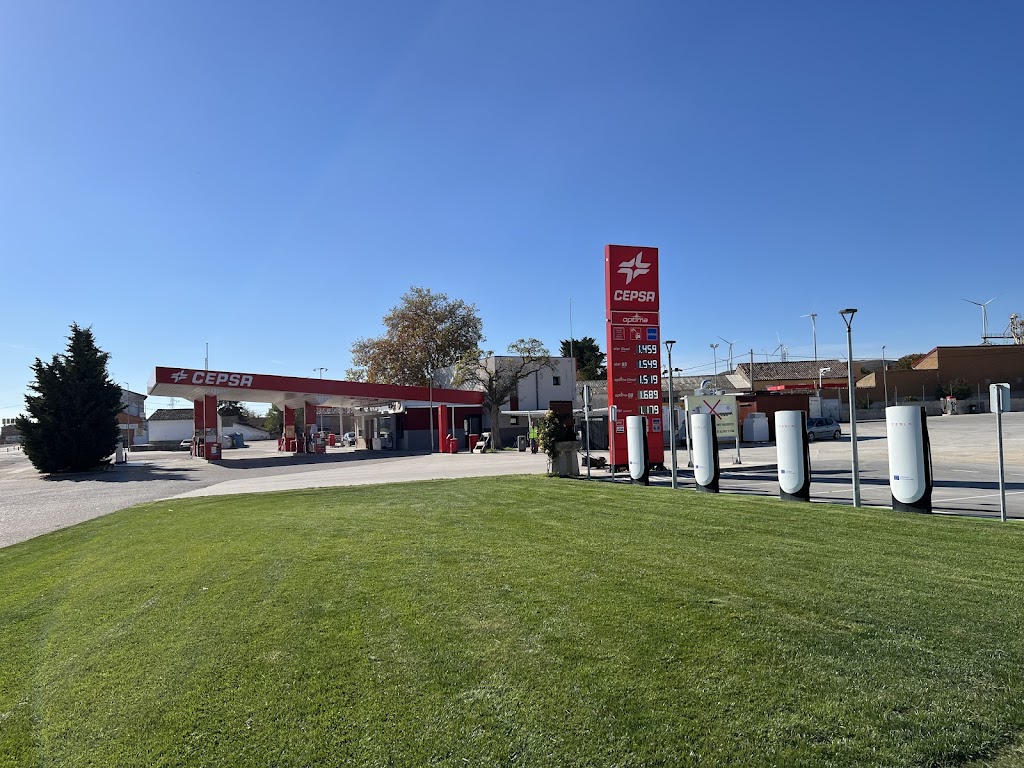 Estacion de servicio CEPSA Villaquiran