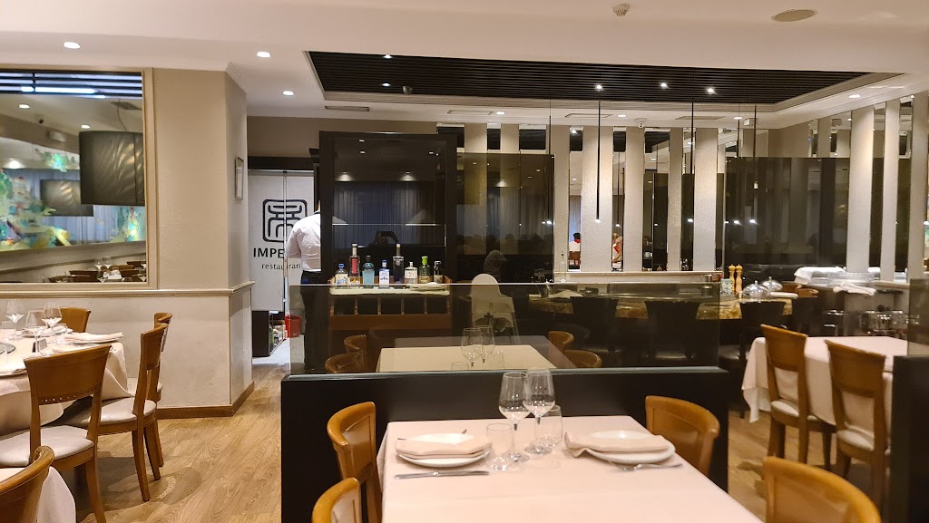 Restaurante IMPERIAL — Ambiente