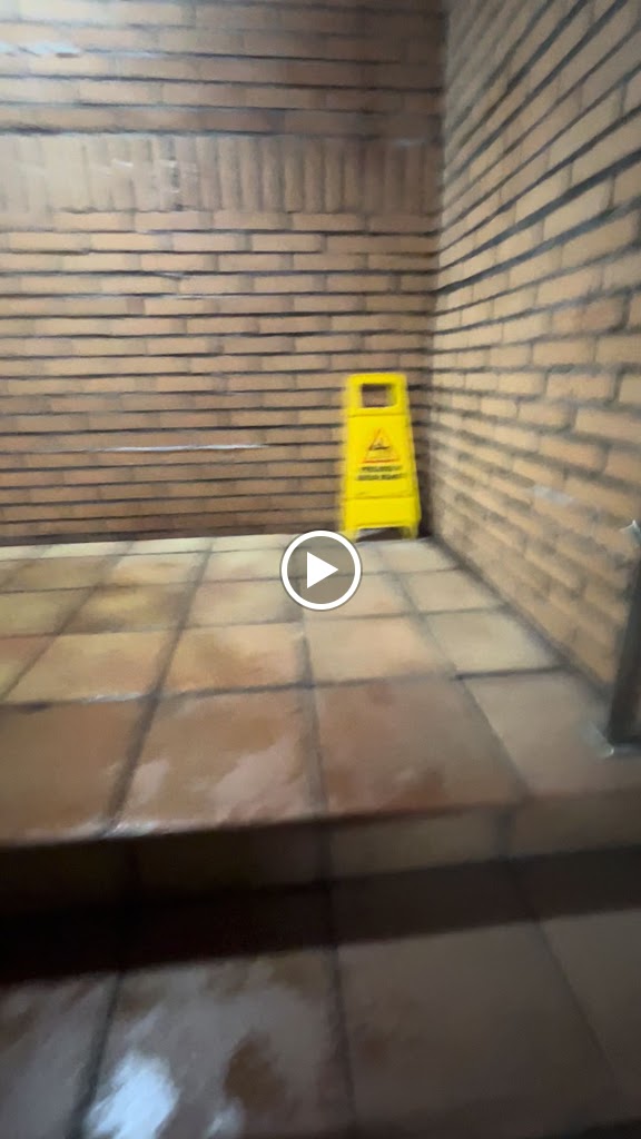 Parking Publico O Porrino — Videos